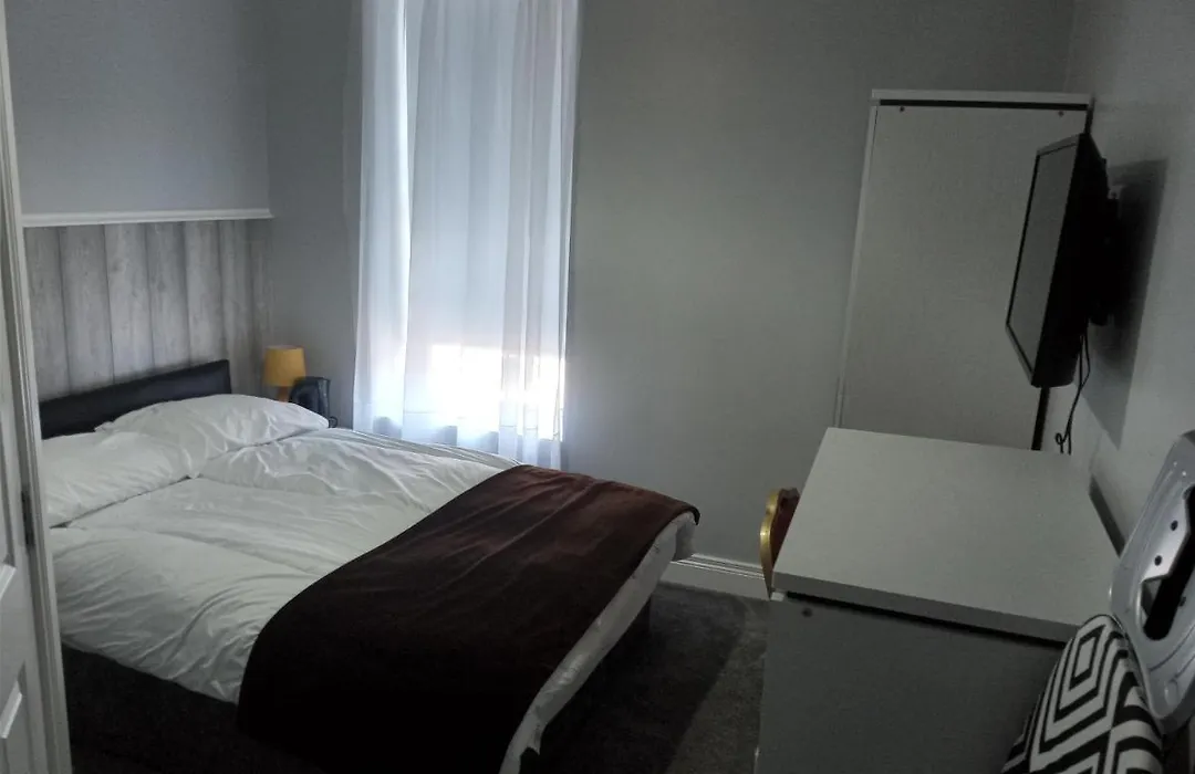 Oaktree B&B-1