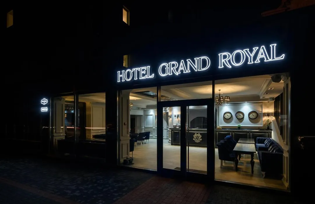 Grand Royal-1