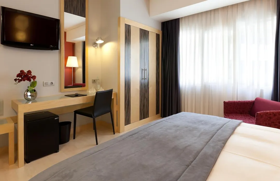 Hotel Alif Avenidas-1