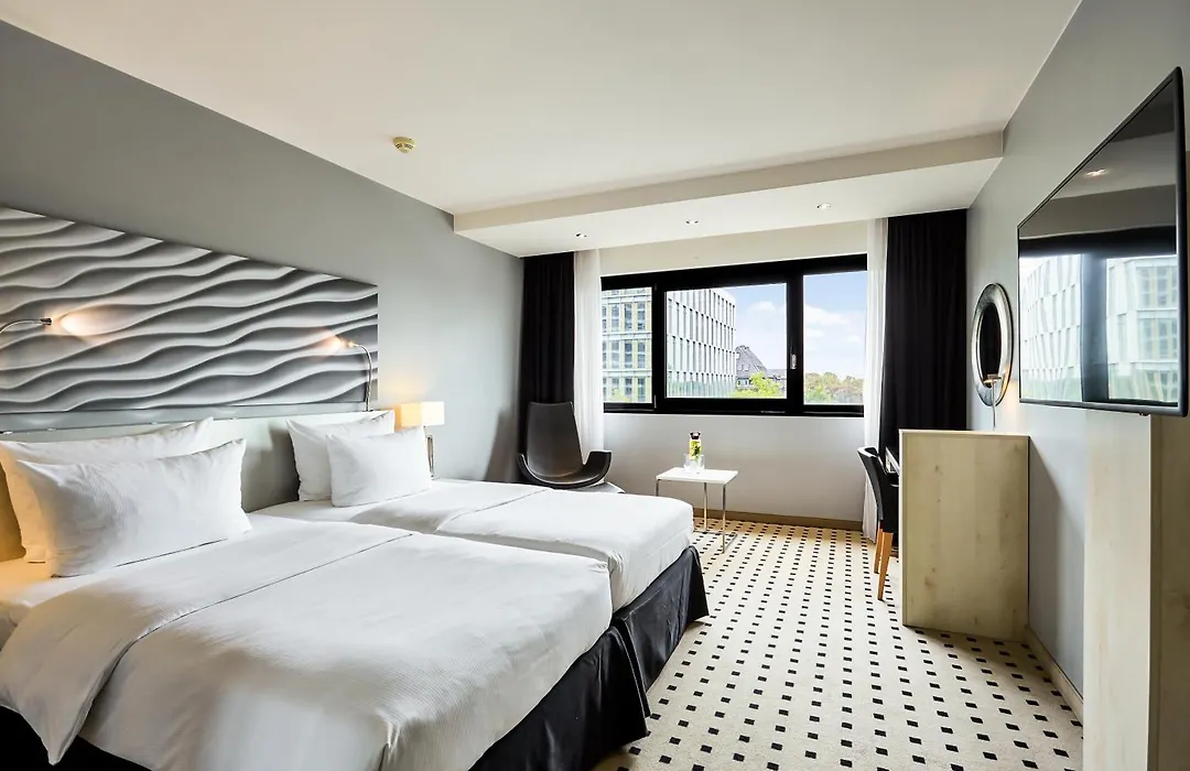 Radisson Blu Conference Hotel, Duesseldorf-1
