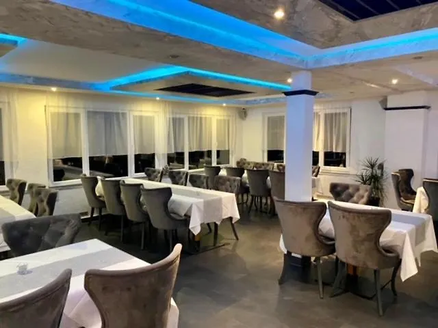 Louis Hotels-1