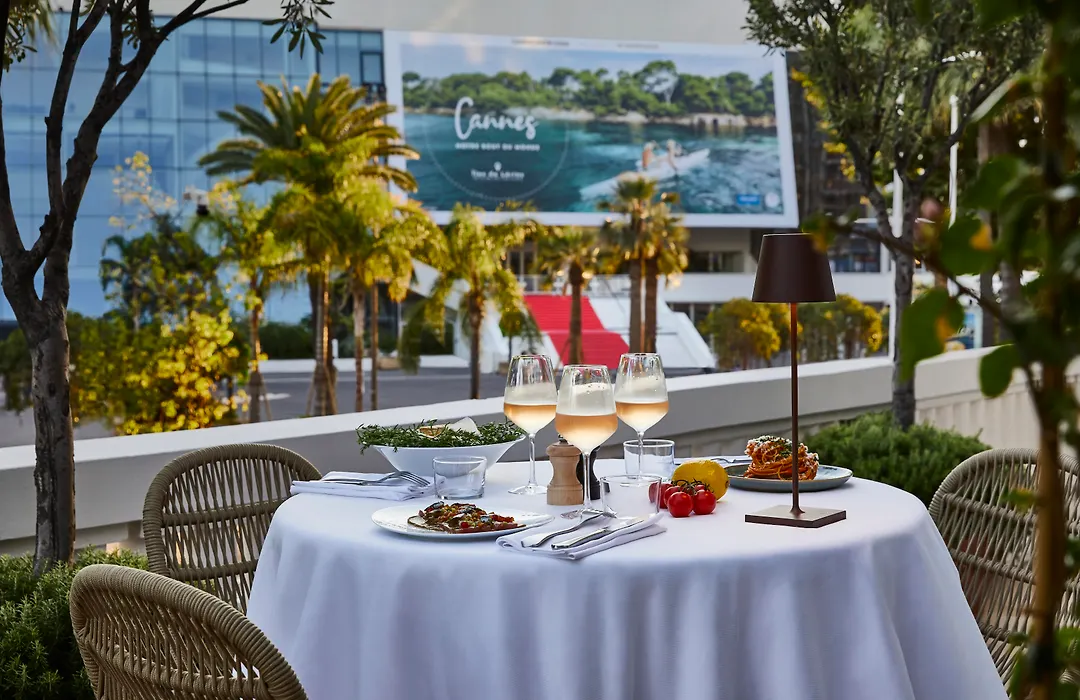Hotel Barriere Le Majestic Cannes-1