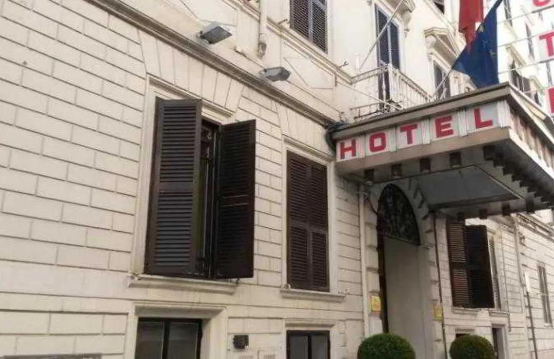 Raeli Hotel Archimede-1