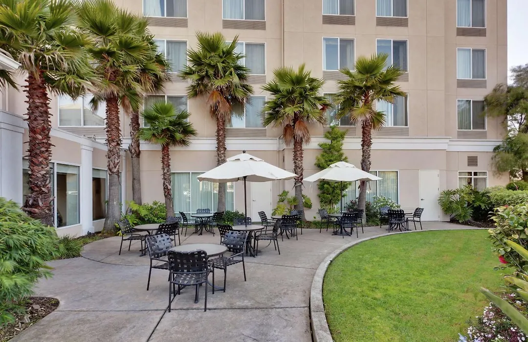 Hilton Garden Inn San Francisco Airport North-1