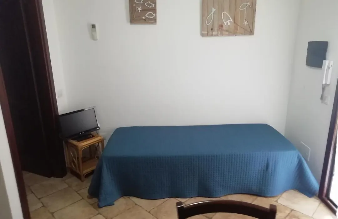 B&B Acquamarina Villasimius-1