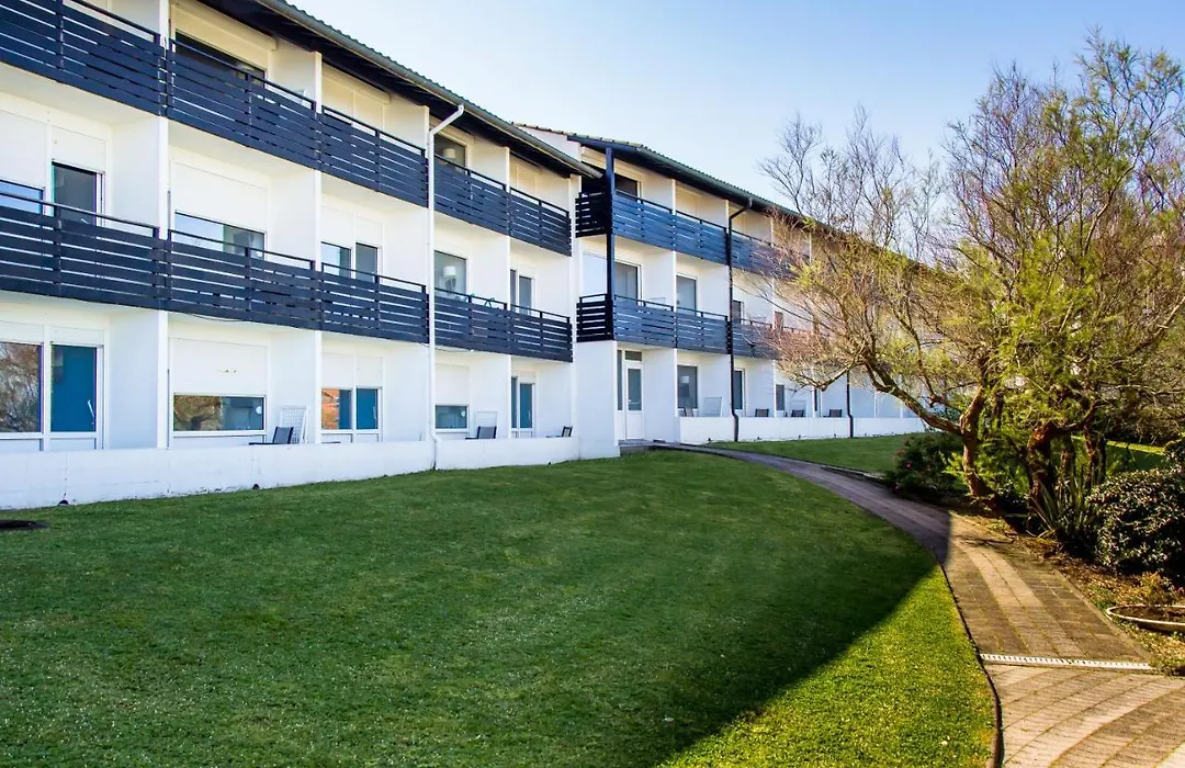 Azureva Club Anglet-1