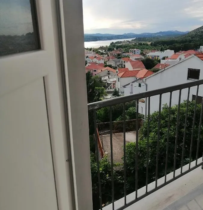 Studio Apartman Laca-1