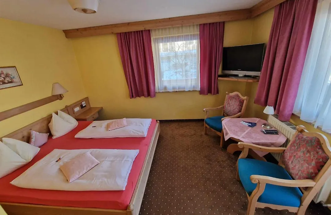 Ferienhotel Lindenhof-1