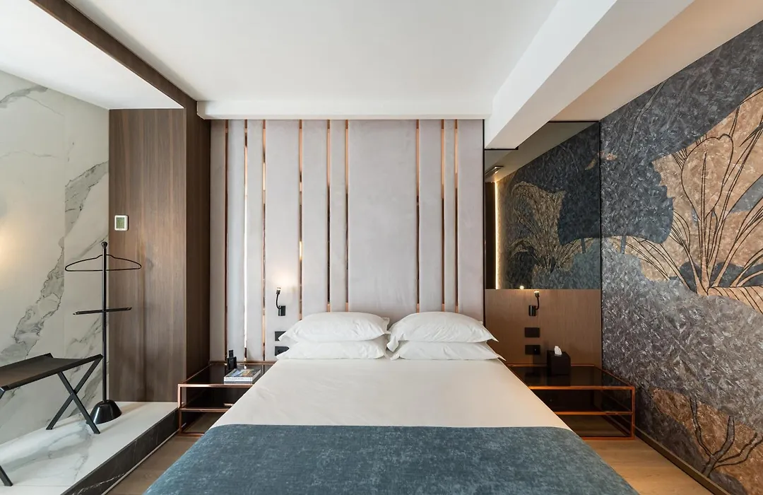 Agra Suites-1