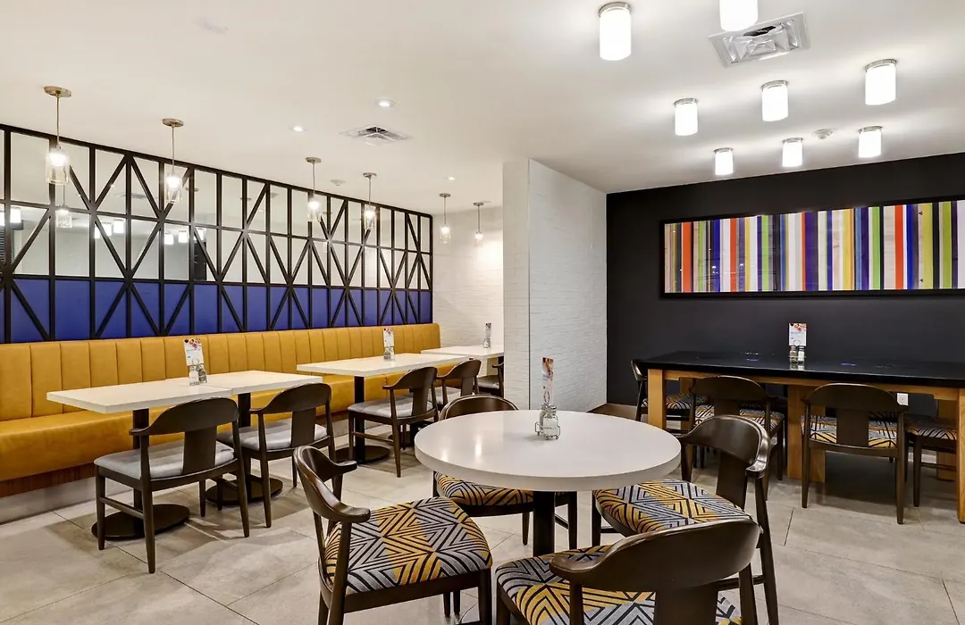 Holiday Inn Express Whitby Oshawa By Ihg-1