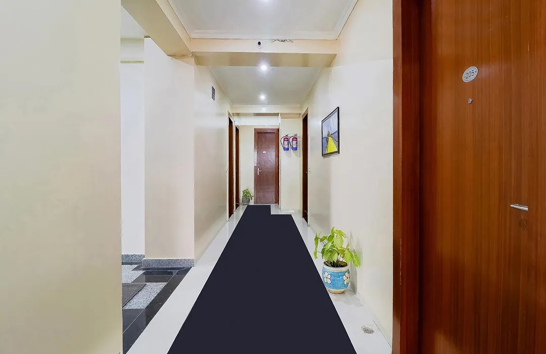 Treebo Rejoice 52 - 3Km From Huda City Metro Station-1