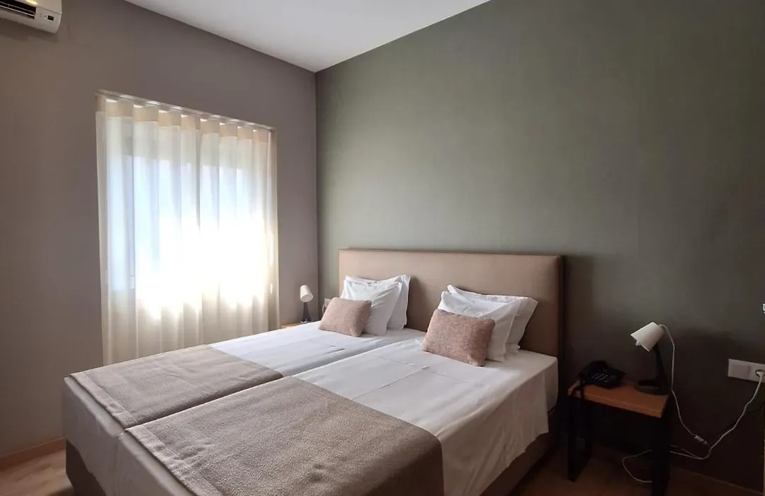 Hotel Alicante Lisboa-1