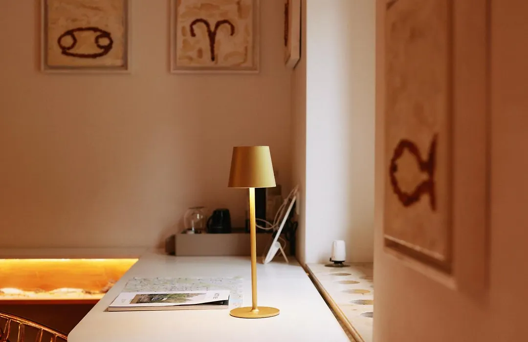 18Arts Hotel - Living In A Gallery!-1