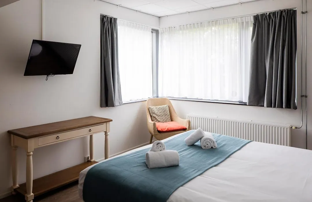 Rooms25-1