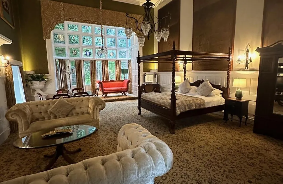 Langtry Manor Hotel-1