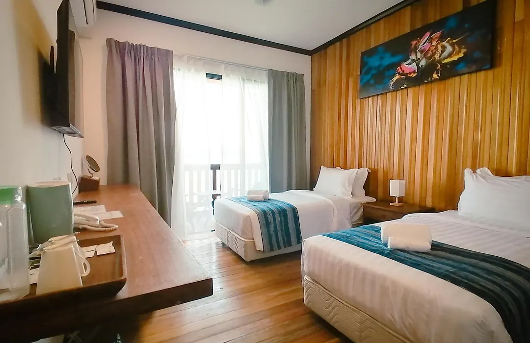Mamutik Island Lodge-1