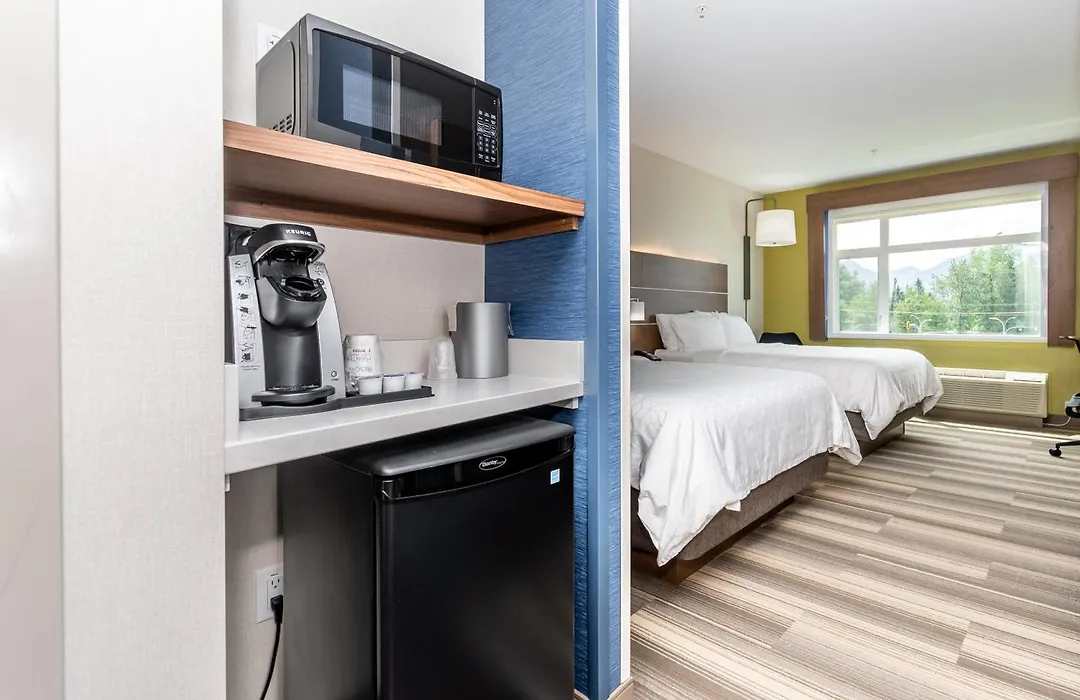 Holiday Inn Express & Suites - Chilliwack East An Ihg Hotel-1