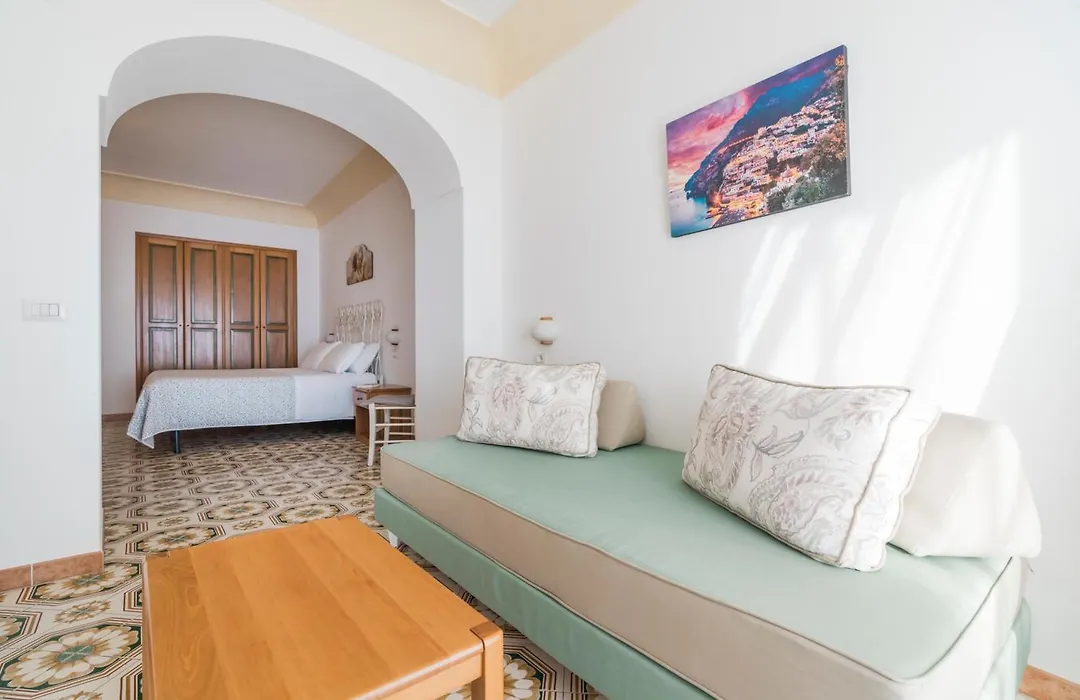 Hotel Il Gabbiano-1