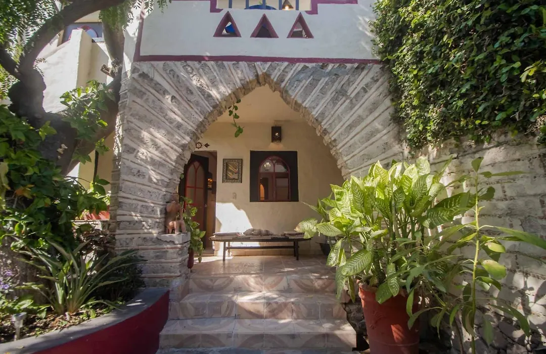Hotel Casa Blanca-1