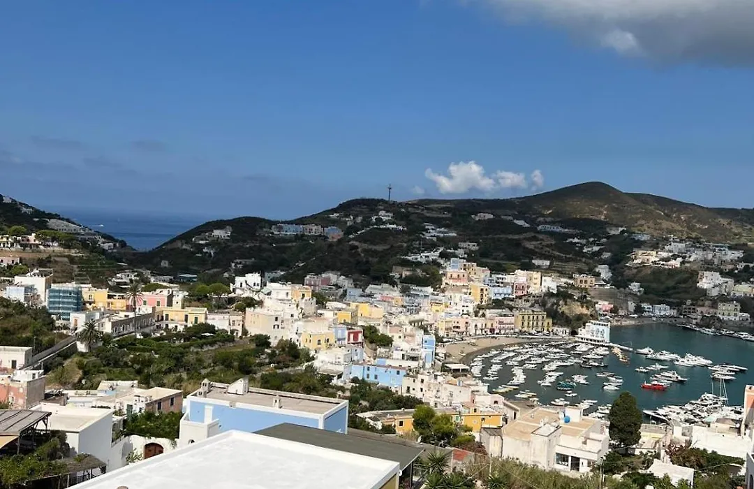 Villa Adele Ponza-1