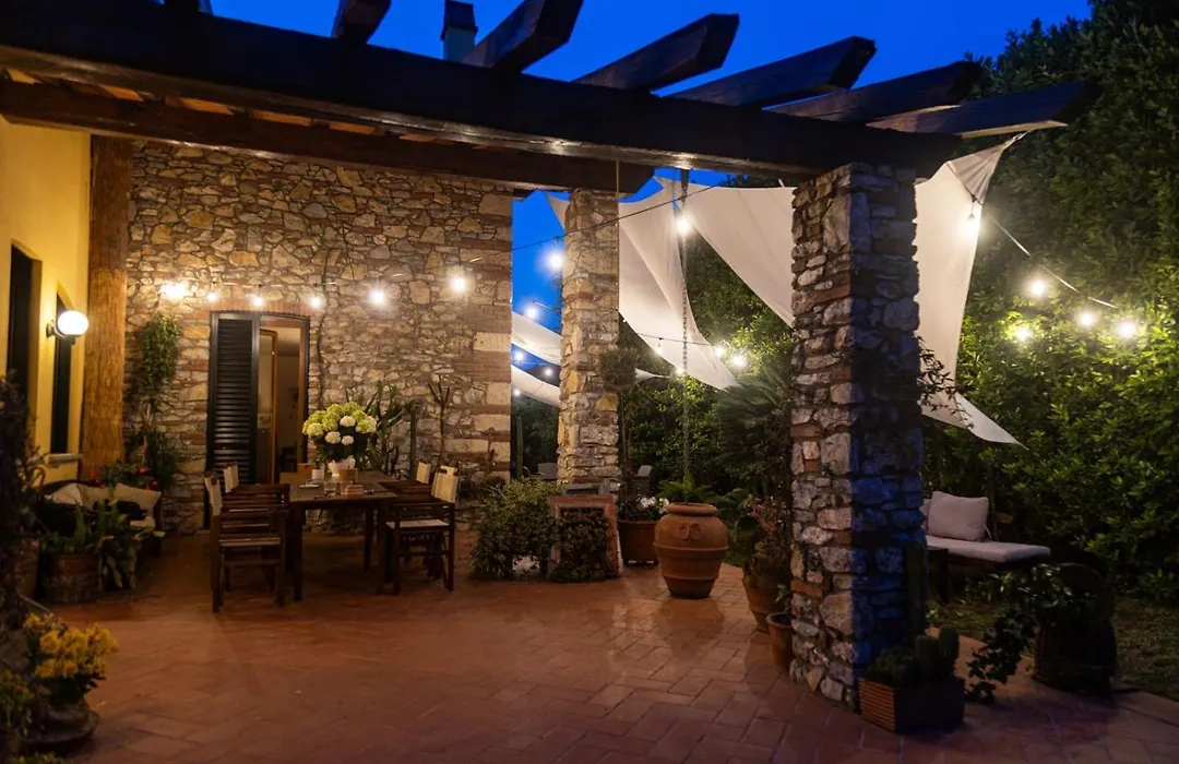 Pietra E Glicine B&B-1