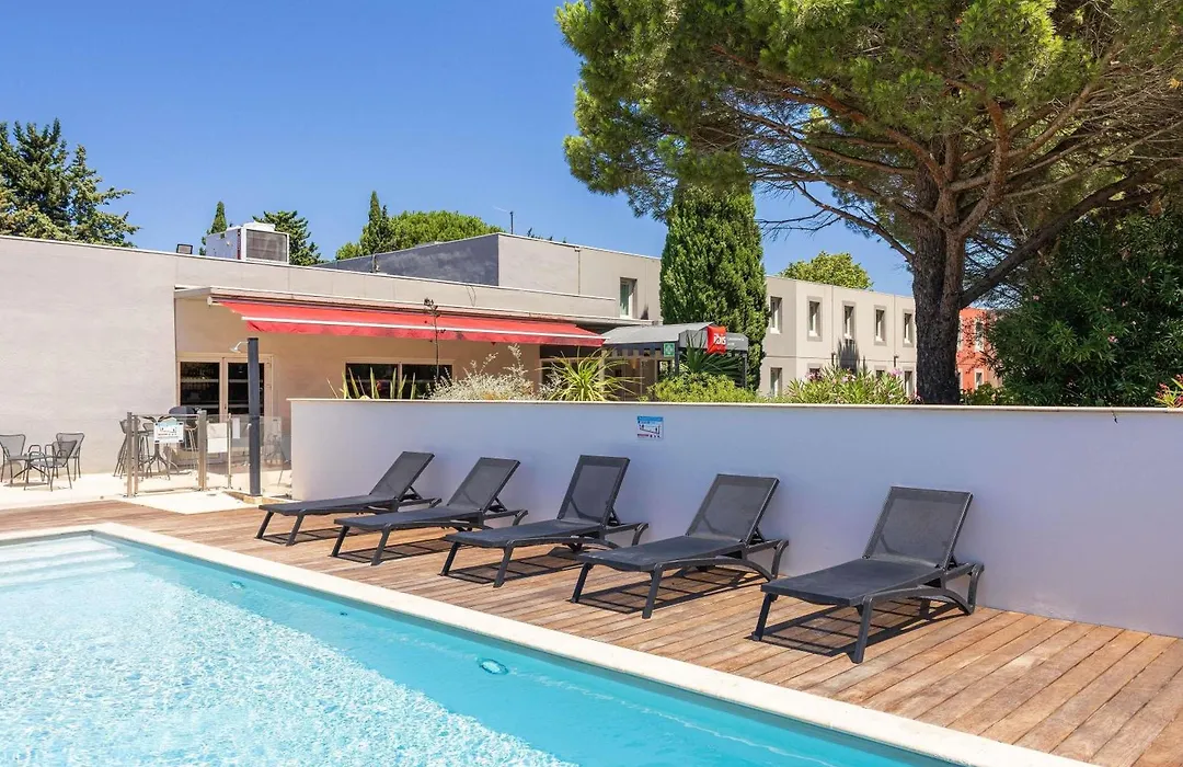 ibis Carcassonne Est la Cité-1
