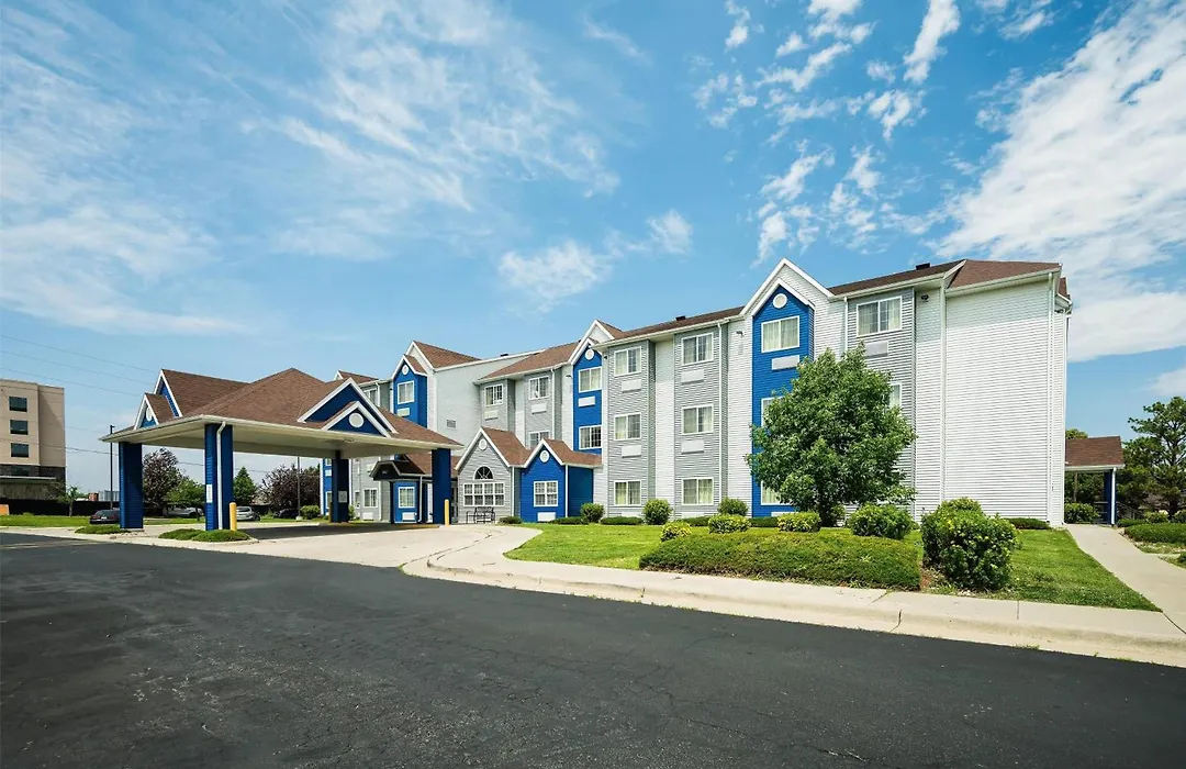 Microtel Inn & Suites Cheyenne-1