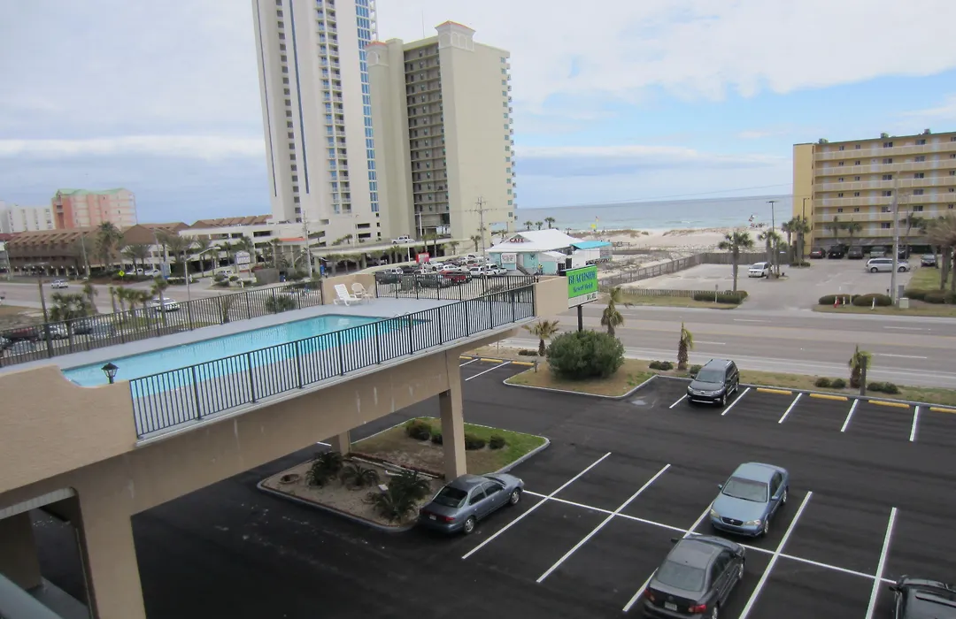 Beachside Resort Hotel-1