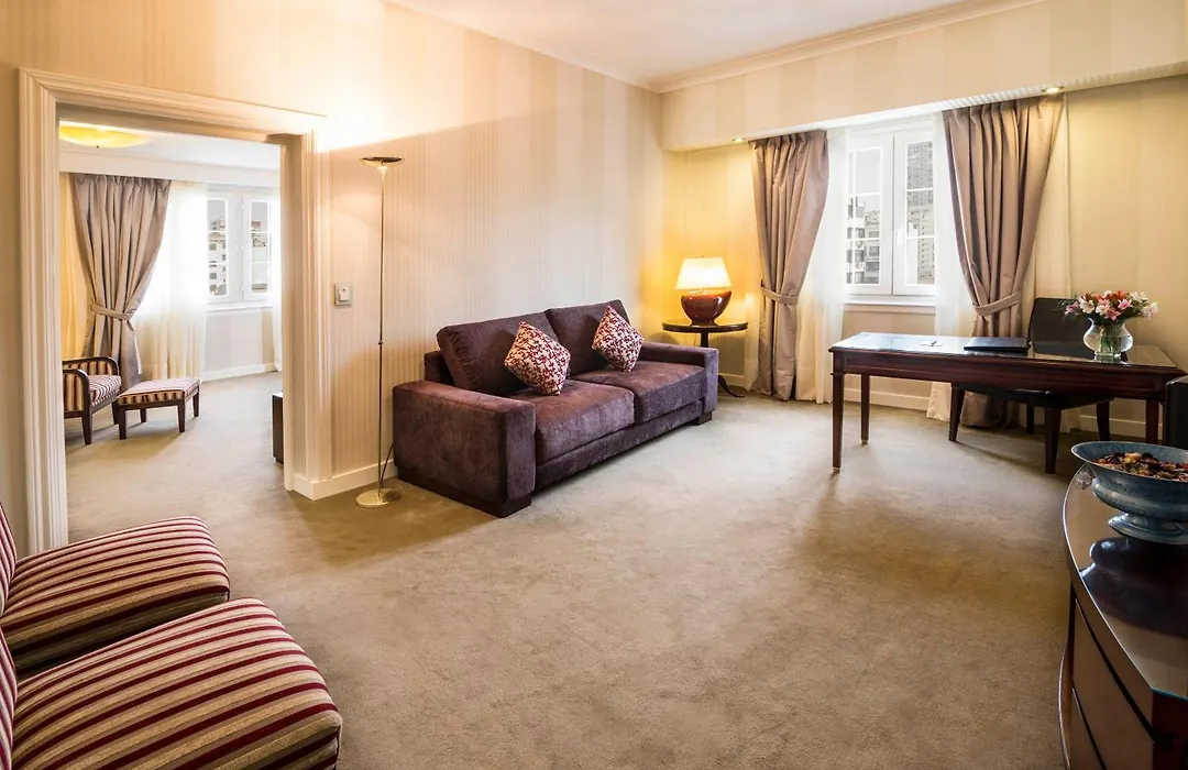 Claridge Hotel-1