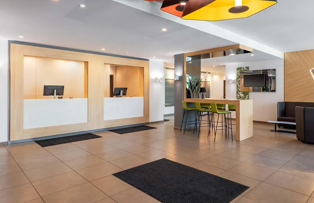 B&B Hotel Offenburg-City-1