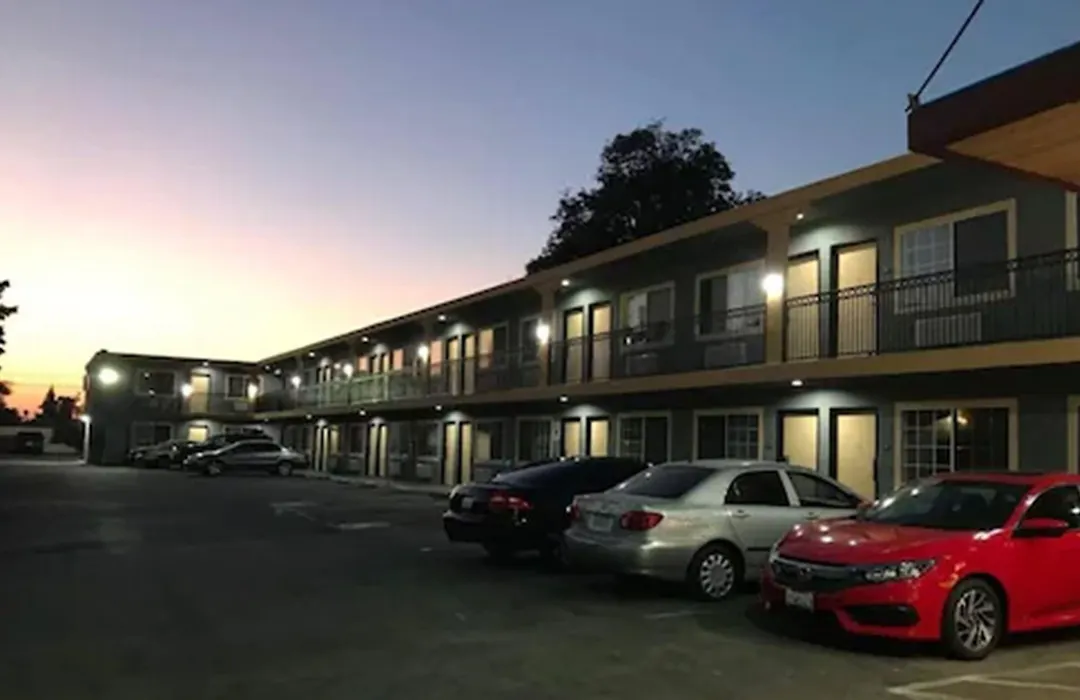American Inn & Suites Lax Airport-1