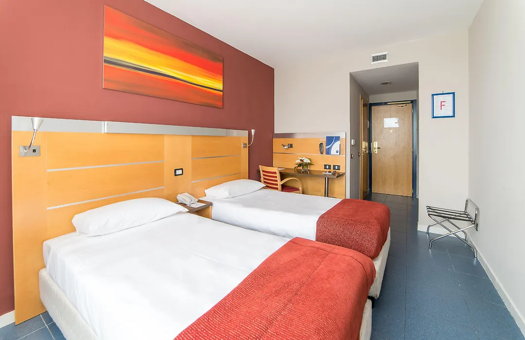 Sotel Nomentana Roma-1