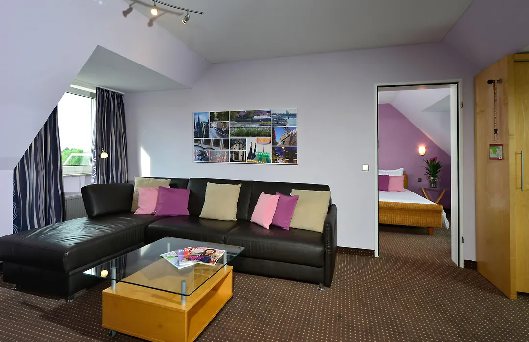 Hotel Uhu Garni-1