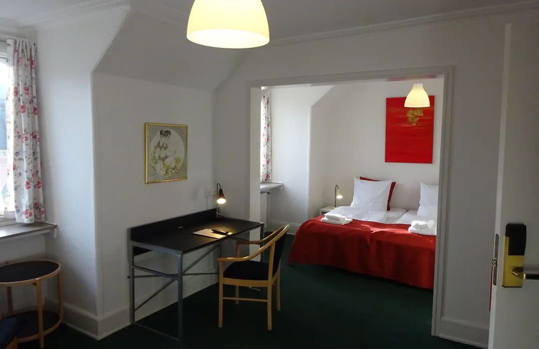 City Hotel Nebo-1