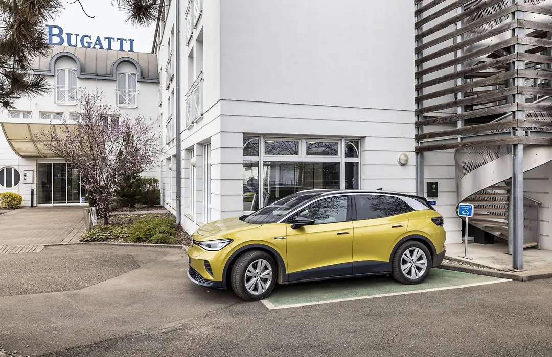 Hotel Le Bugatti-1