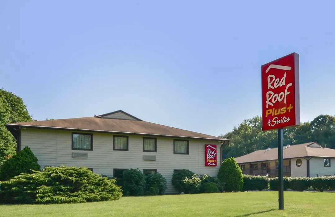 Red Roof Inn Plus+ & Suites Guilford-1