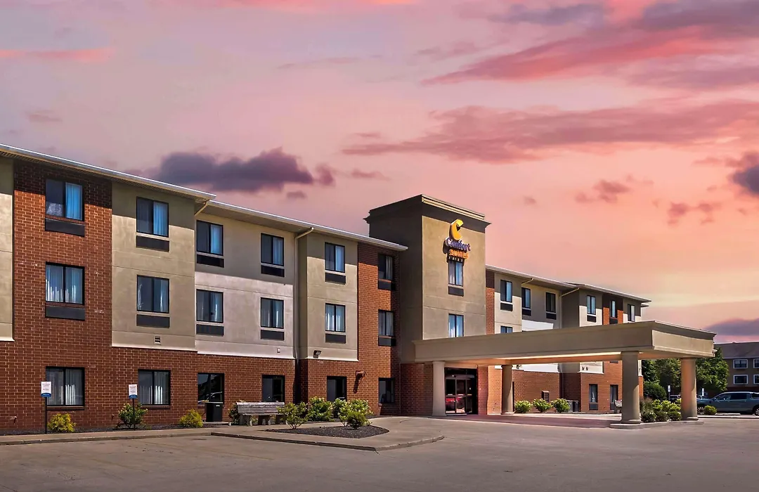 Comfort Suites Merrillville Near Us 30-1