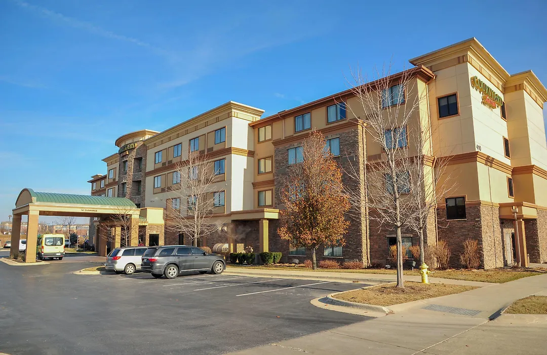 Courtyard Des Moines West-Jordan Creek-1