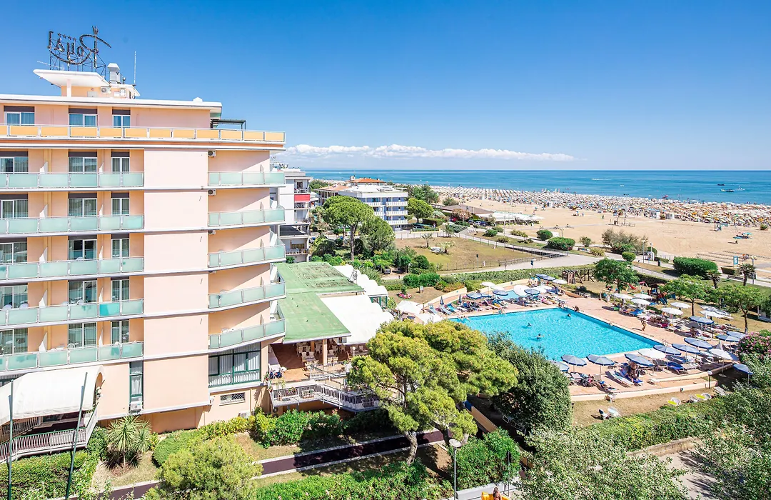 Hotel Royal-1
