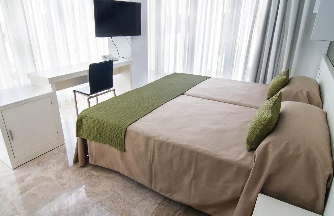 Hotel Senderos-1