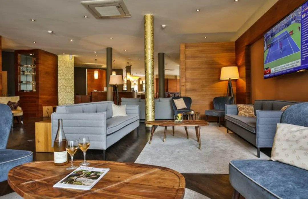 Hotel Bacchus-1