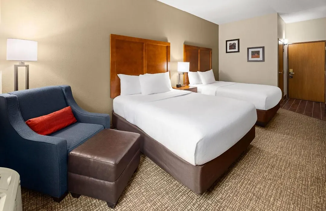 Wingate By Wyndham Pittsburgh New Stanton-1