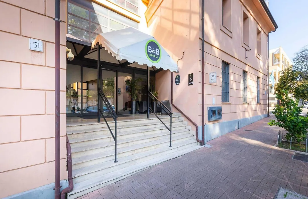B&B Hotel Roma Tuscolana San Giovanni-1