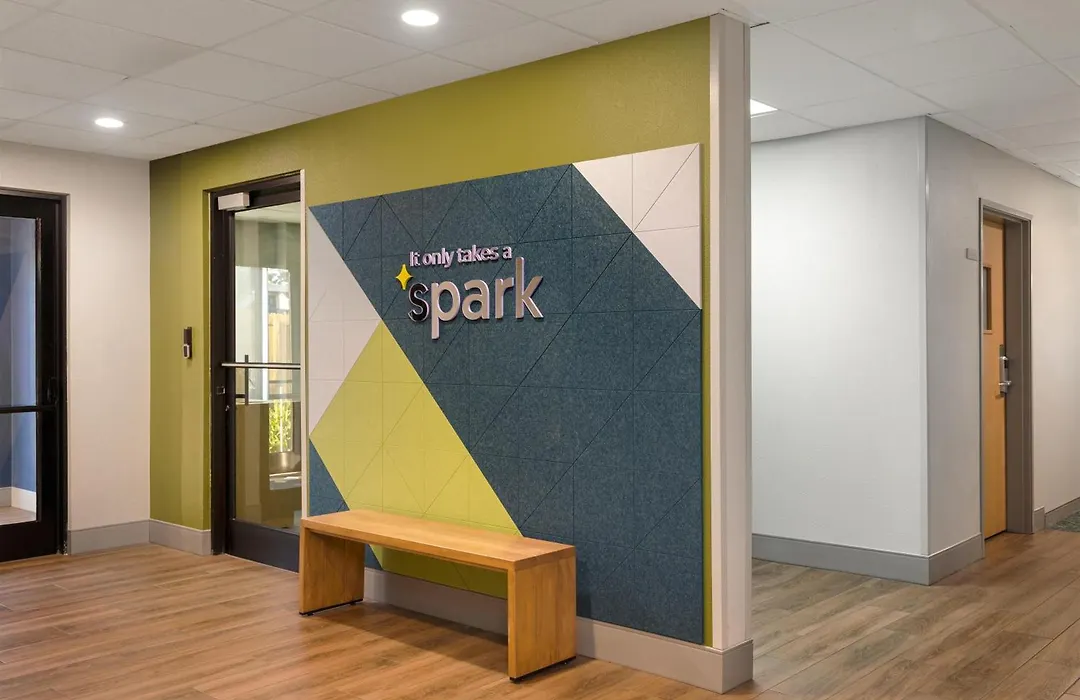 Spark By Hilton Wilmington-1