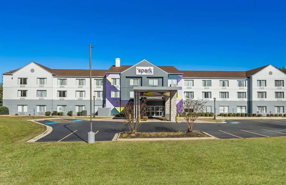 Spark By Hilton Macon North-1