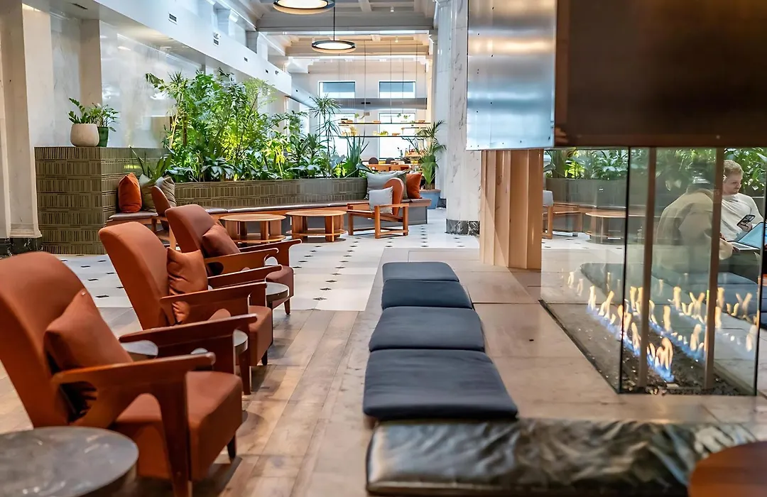 Emery Hotel, Autograph Collection-1