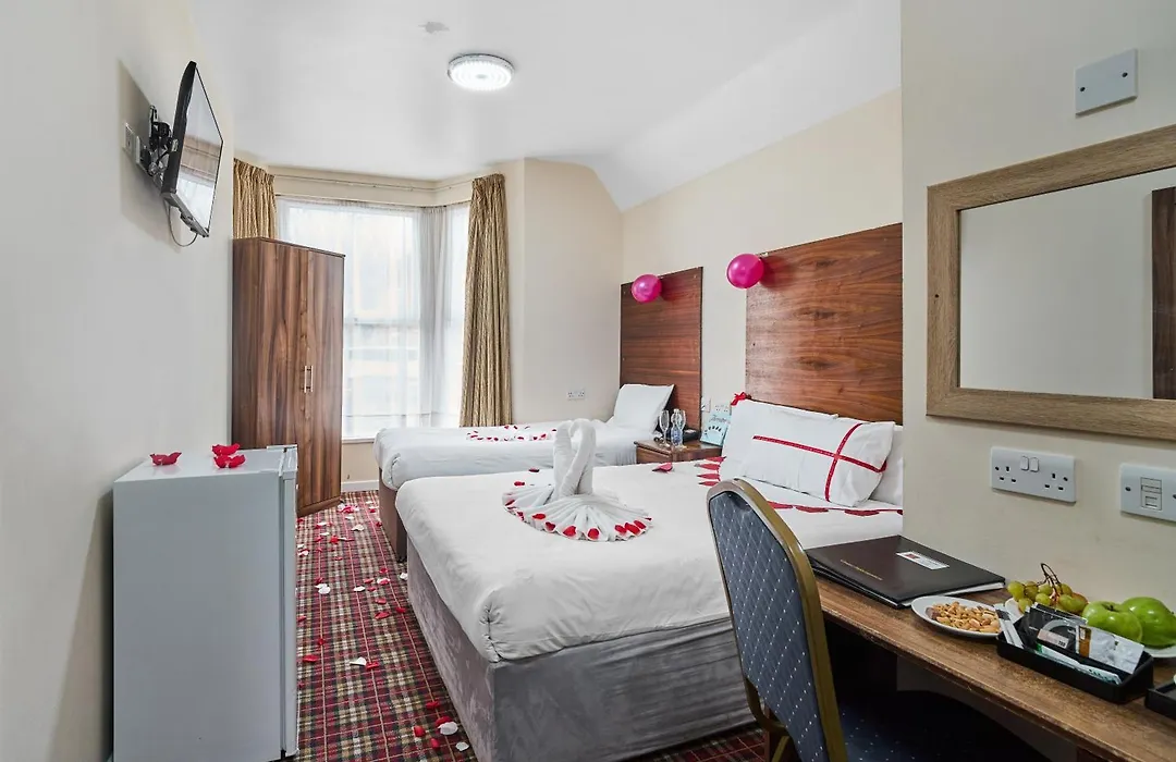 Lucky 8 Hotel-1