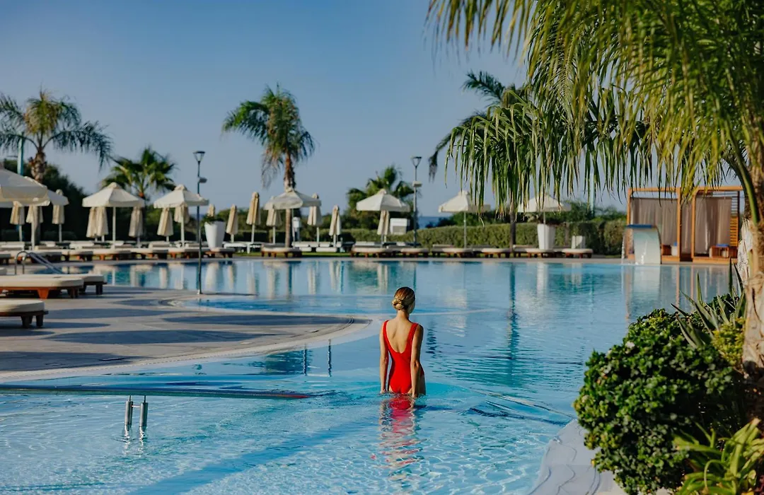 Nissiblu Beach Resort-1