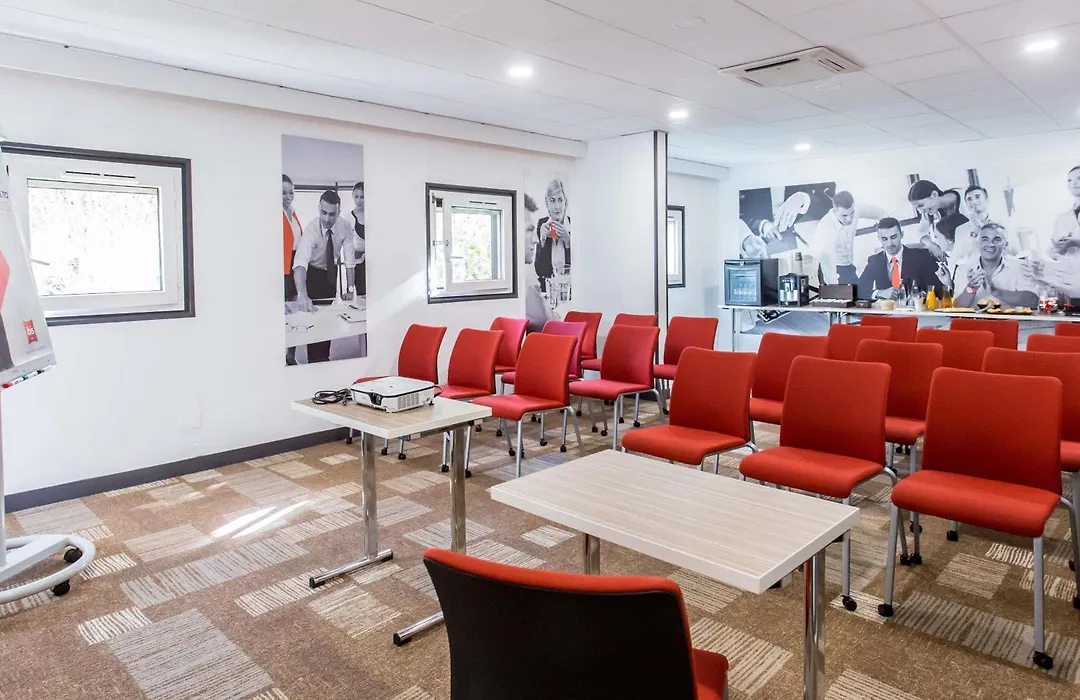 ibis Bourges Centre-1