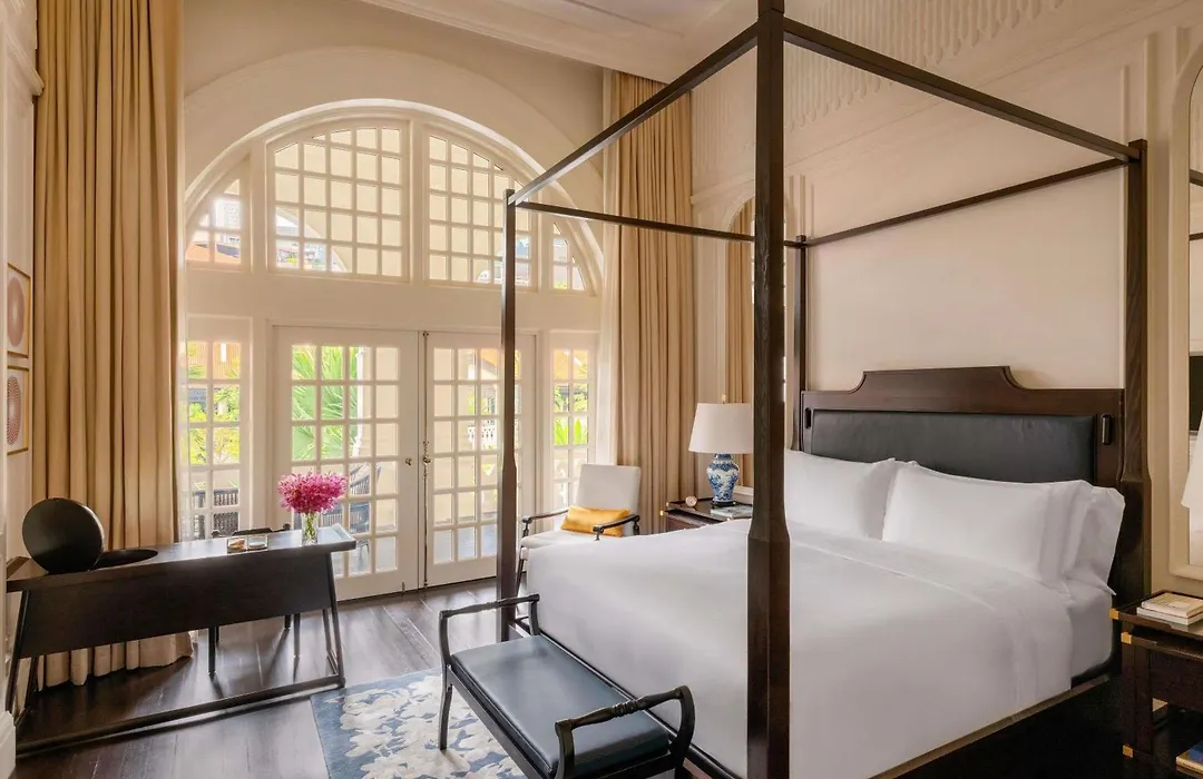 Raffles Singapore-1
